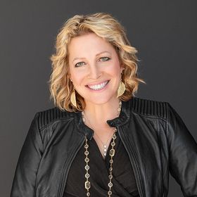 Profile Picture of Danielle Sette (@danielles3253) on Pinterest