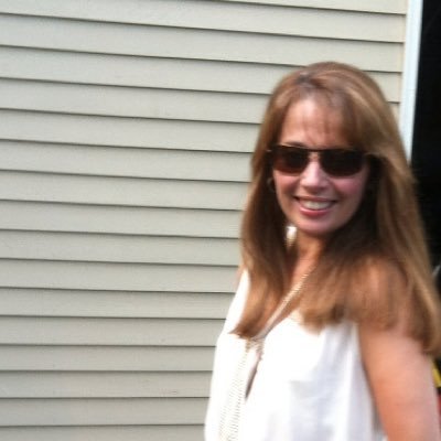 Profile Picture of Mary Wojcik (@Wojcik4Mary) on Twitter