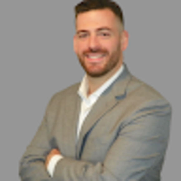 Profile Picture of Brian Esteves (@brianesteves88) on Poshmark