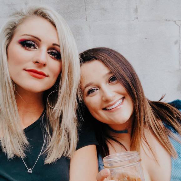 Profile Picture of Haley Barger (@haleybarger) on Poshmark