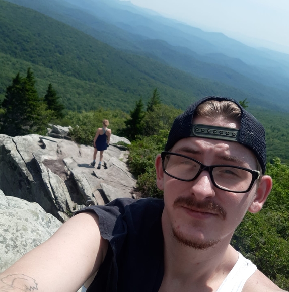 Profile Picture of Austin Conner (@austinconner995) on Poshmark