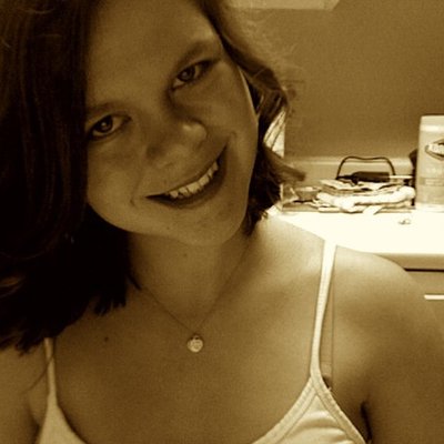 Profile Picture of Silke Schulte (@TeamOliviaEllis) on Twitter