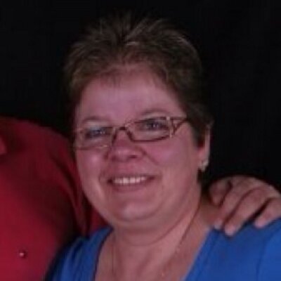 Profile Picture of Debbie Poulin (@debbie_poulin) on Twitter