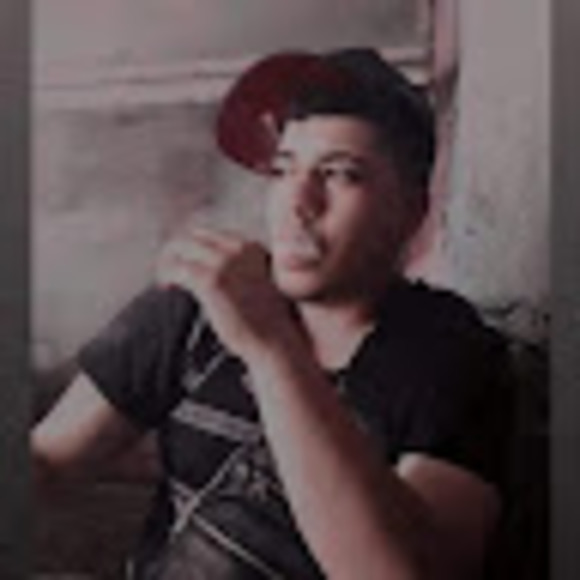 Profile Picture of Sergio Bernal (@sb6774372) on Poshmark