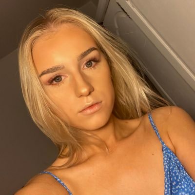 Profile Picture of Grace Burnett (@GraceBurnett99) on Twitter