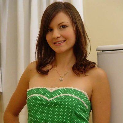 Profile Picture of Adrianne Curry (@Adriann55840080) on Twitter