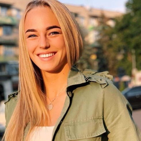 Profile Picture of darlacoughlin (@darlacoughlin) on Tiktok