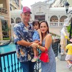 Profile Picture of James Oakes (@james.oakes.7528) on Facebook