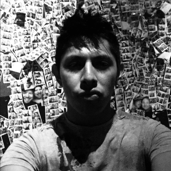 Ian rafael Munoz - Poshmark Profile Picture of Ian rafael Munoz (@jakerafel) on Poshmark