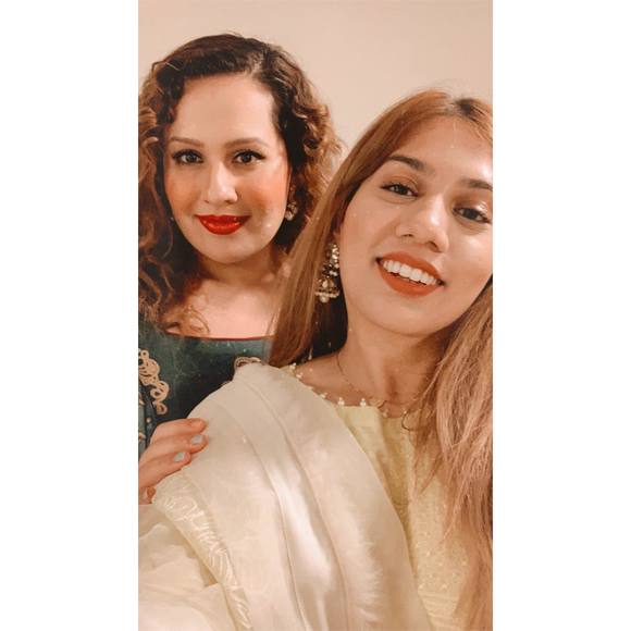 Profile Picture of Amatullah Moughal (@amatullahm) on Poshmark