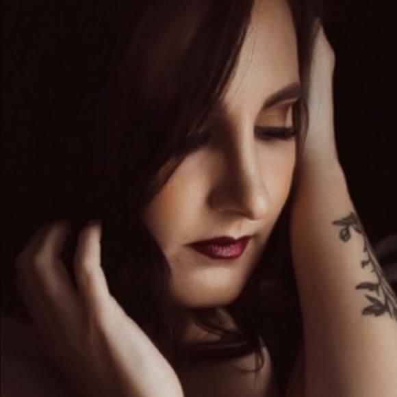 Profile Picture of Jennifer Hershey (@jhershey810) on Poshmark