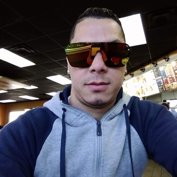 Profile Picture of Jose Enrique (@joseenrique870) on Poshmark