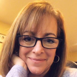 Profile Picture of Laura Kornfield Gallop (@laura.gallop) on Facebook