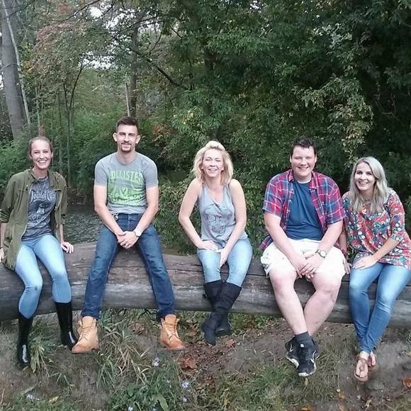 Tommy Lapeer - Poshmark Profile Picture of Tommy Lapeer (@troyunited) on Poshmark