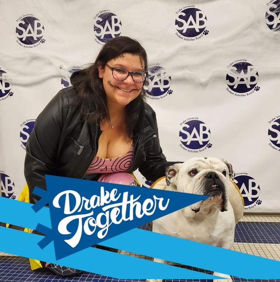 Profile Picture of Alexis Rathke (@sugerbear2874) on Poshmark