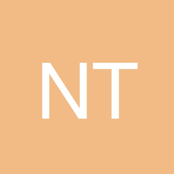 Profile Picture of Nicole Tuttle (@nicoletuttle22) on Poshmark