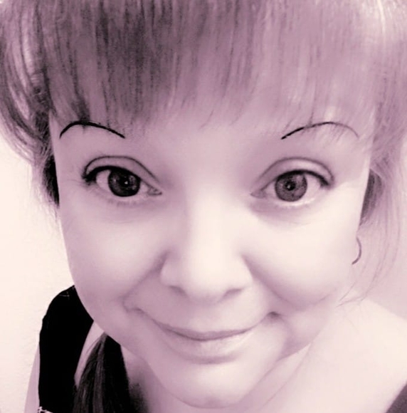 Profile Picture of Pamela Wolfinger (@wolfmyers66) on Poshmark