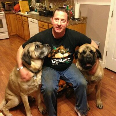 Profile Picture of Michael Perrault (@MikePerrault78) on Twitter
