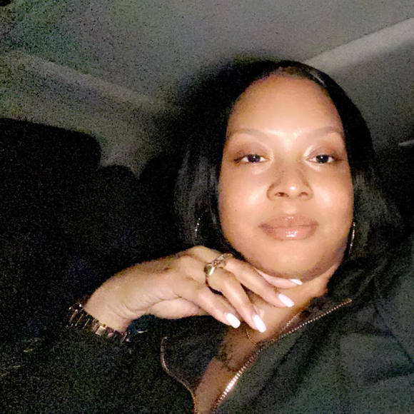 Profile Picture of Jannel Williams (@jannelwms) on Poshmark