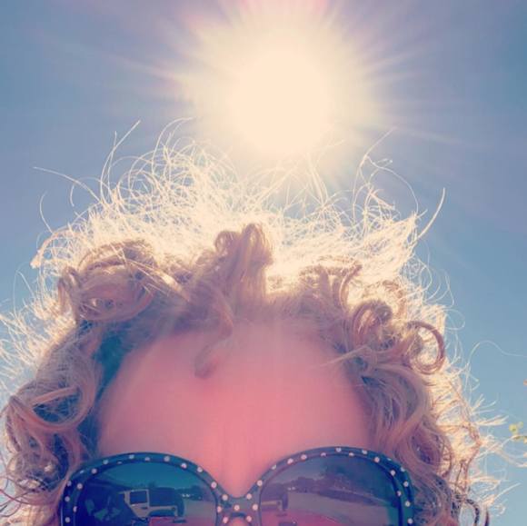 Profile Picture of Amie Frush (@choomamma) on Poshmark