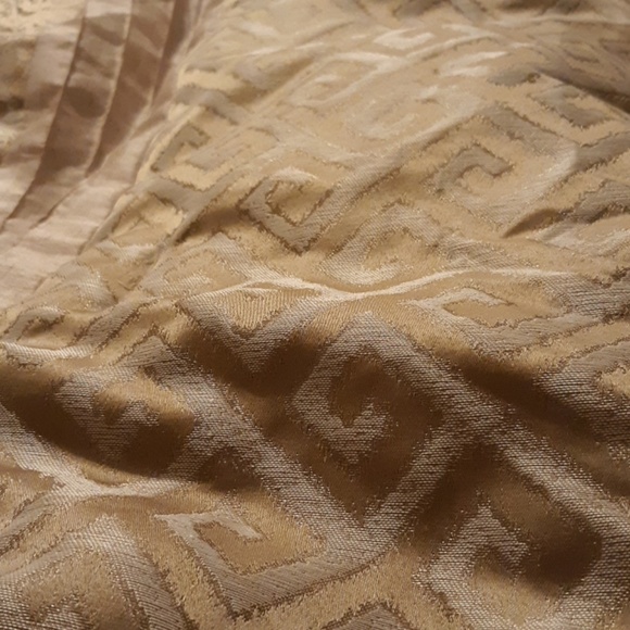 Profile Picture of Bridget Nedd (@neddbrid37) on Poshmark