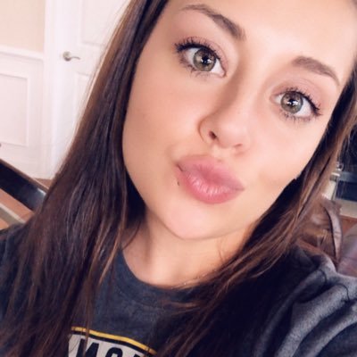 Profile Picture of Brooklynn Garrett (@Brooklynn__Jean) on Twitter