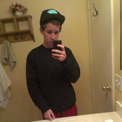 Profile Picture of Mike Lekan (@sicknastyfeedz) on Twitter