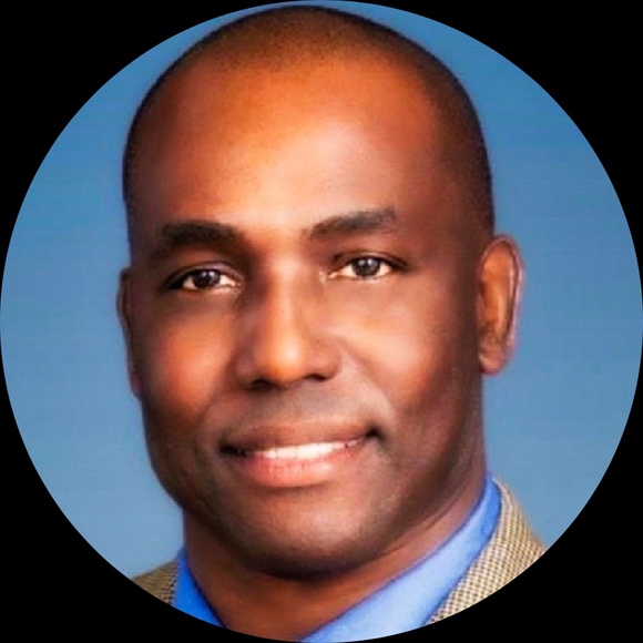 Profile Picture of Curt Broadway (@naturalcurt) on Poshmark