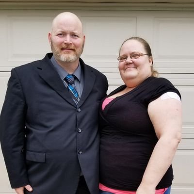 Profile Picture of Marivin Ray Holland (@RAYLISA10607) on Twitter