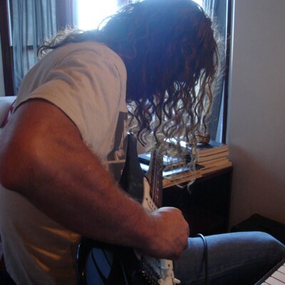 Profile Picture of Justin Chancellor (@TOOLBABY) on Twitter