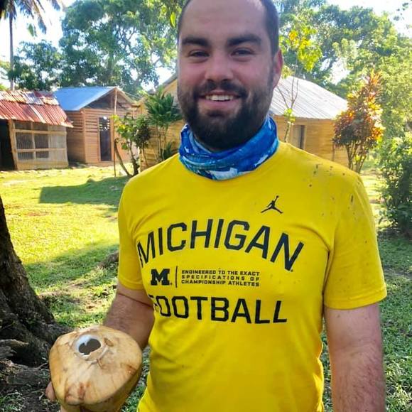 Profile Picture of Tyler Hatch (@tylerhatch2) on Poshmark