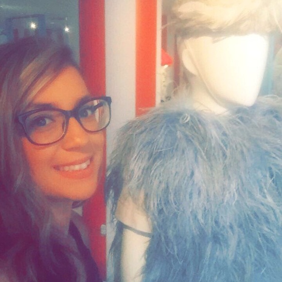 Profile Picture of Ruby Velazquez (@ruubsters27) on Poshmark