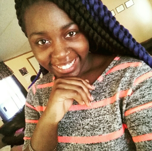 Profile Picture of Jasmine Colter (@jasminec013) on Poshmark