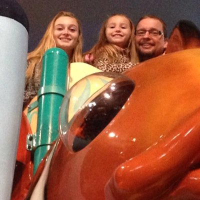 Profile Picture of Lori Stratton (@lori_stratton) on Twitter