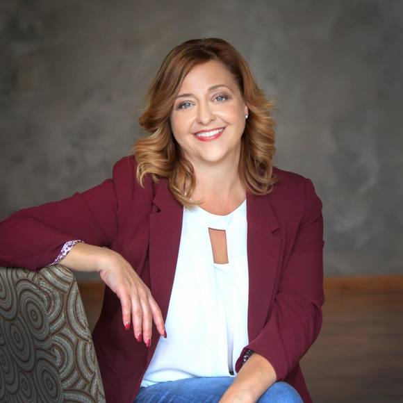 Profile Picture of Michelle Grabicki (@graduated2015) on Poshmark