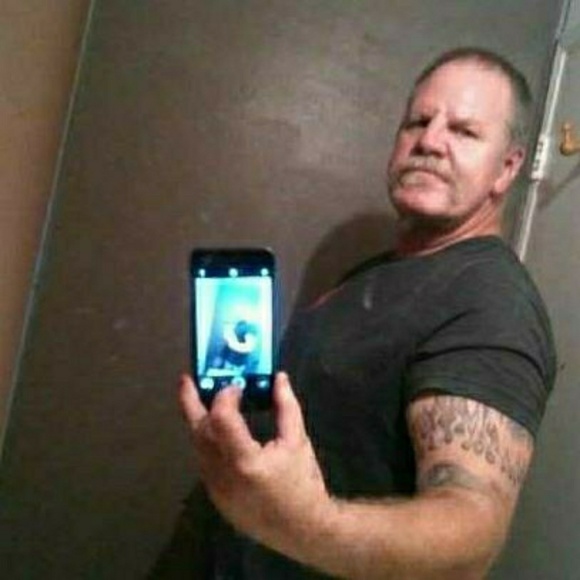 Profile Picture of Michael Zemaitis (@twleftfeet) on Poshmark