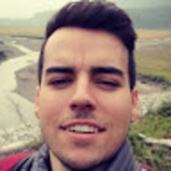 Profile Picture of Daniel May (@itsonlydan) on Poshmark