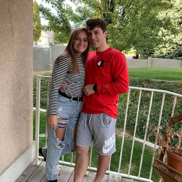 Profile Picture of Layce Harston (@layceharston) on Poshmark