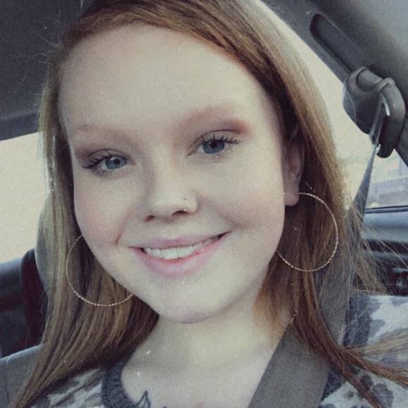Profile Picture of Mary Wicker (@maryalyse17) on Poshmark