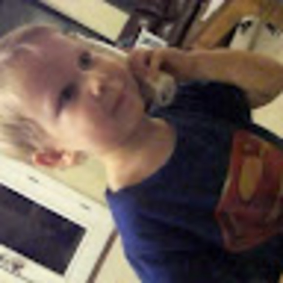 Mandy Forbis - Poshmark Profile Picture of Mandy Forbis (@mcforbis) on Poshmark