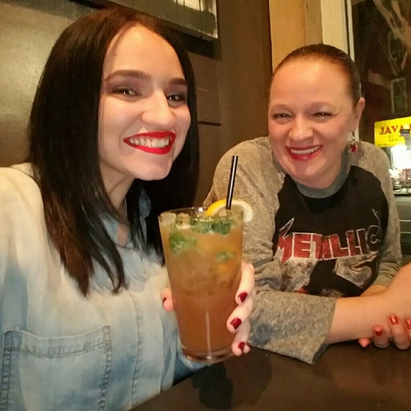 Profile Picture of Jessica Halas (@halas27) on Poshmark