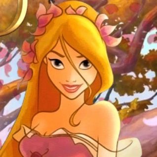 Profile Picture of   saharahah (@queserasara)... (@queserasara) on Tiktok