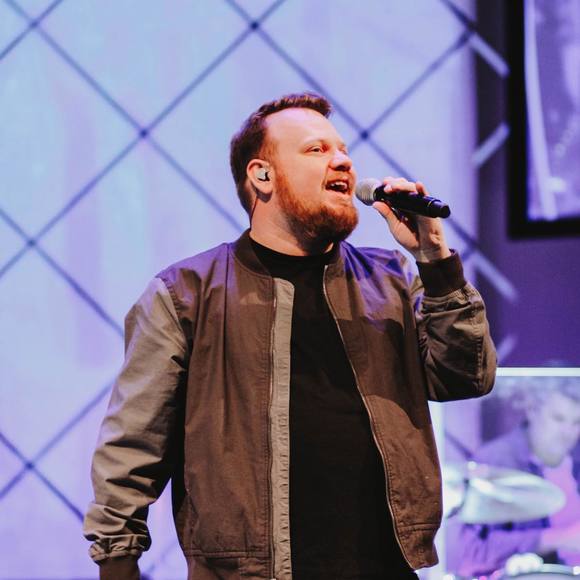 Profile Picture of Brian Loe (@brian_loe) on Poshmark