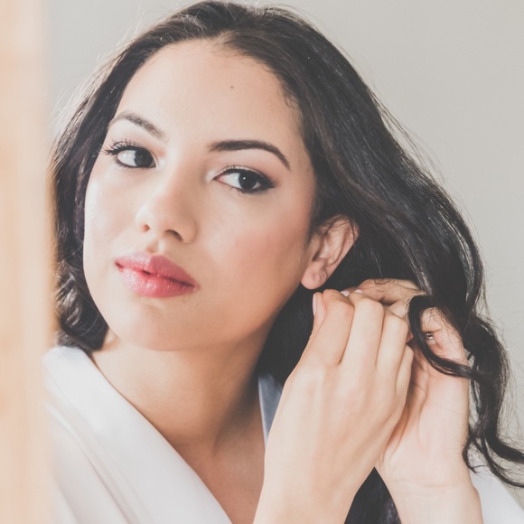 Daniela Mazzone - Poshmark Profile Picture of Daniela Mazzone (@ladypoverty) on Poshmark