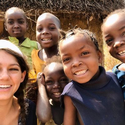Profile Picture of Meg Roberts (@MeggRoberts_3) on Twitter