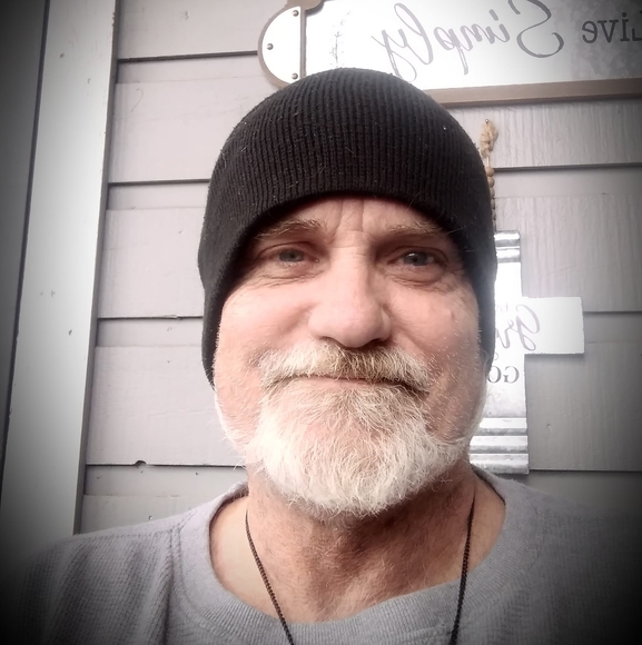 Profile Picture of Scott Sisler (@scottsisler) on Poshmark