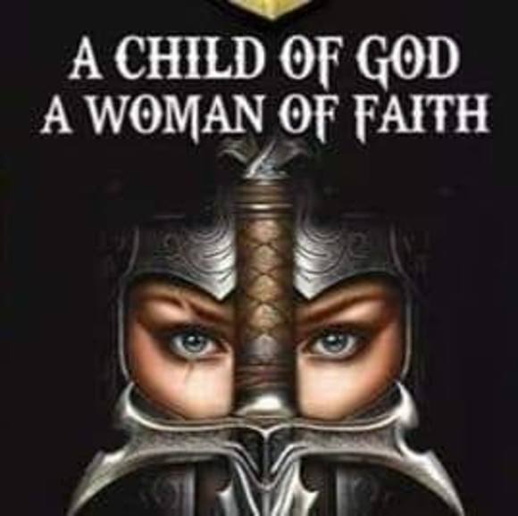 Profile Picture of Cat Fuentez (@misscatfuentez) on Poshmark