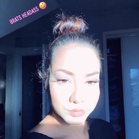 Profile Picture of Coraly Lara (@clara7) on Poshmark