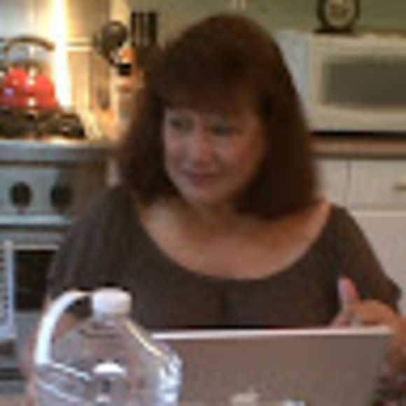 Profile Picture of Pamela Mcmoore (@asipau) on Poshmark