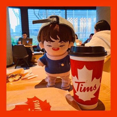 Profile Picture of Sylvia Xu e (@sylvia_xue) on Twitter